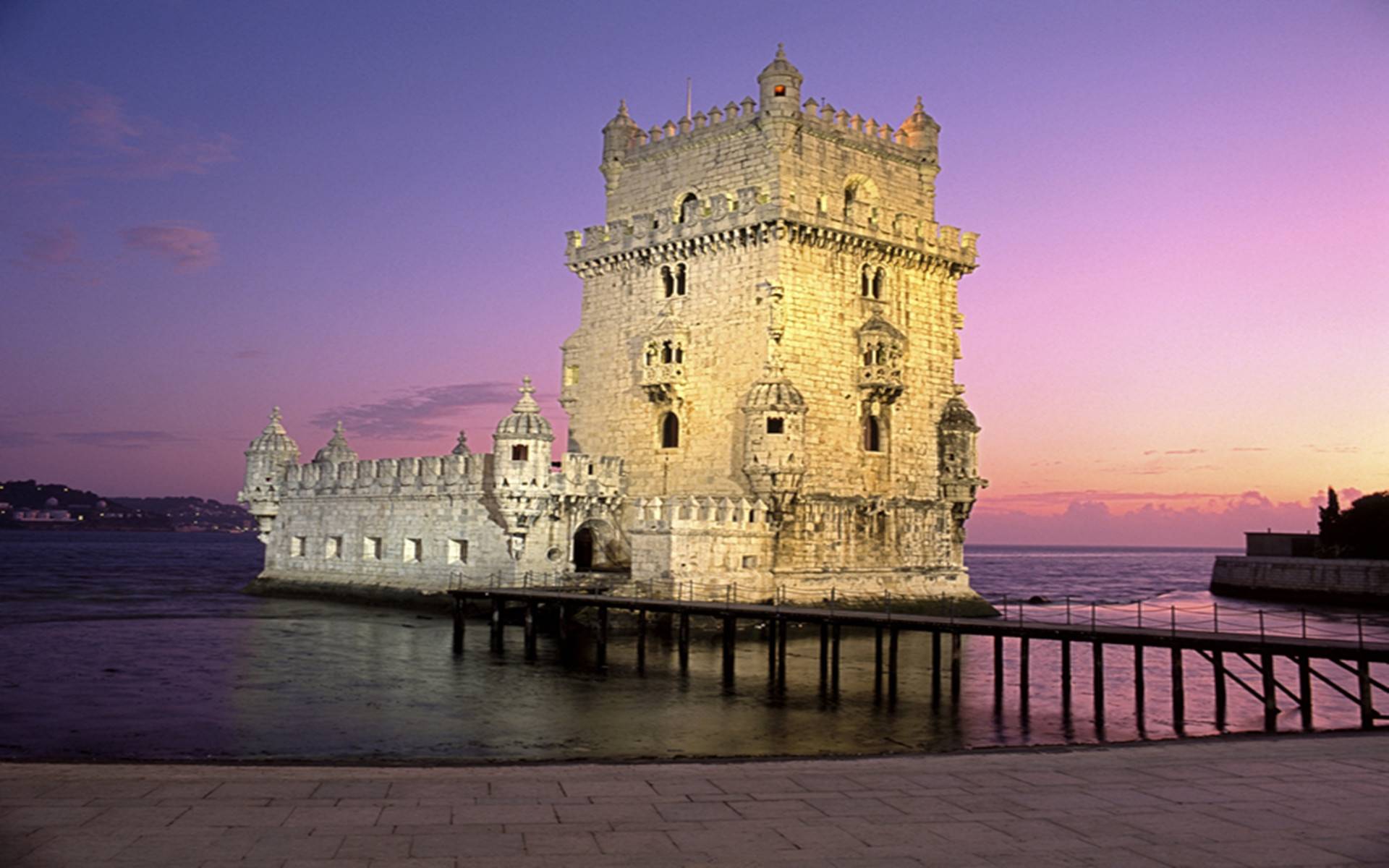 11-Day the Best of Portugal Tour from Lisbon: Lagos, Évora, Fátima, Tomar, Porto | Knowledgeable Travel Director | Free Airport Pick Up & Drop Off