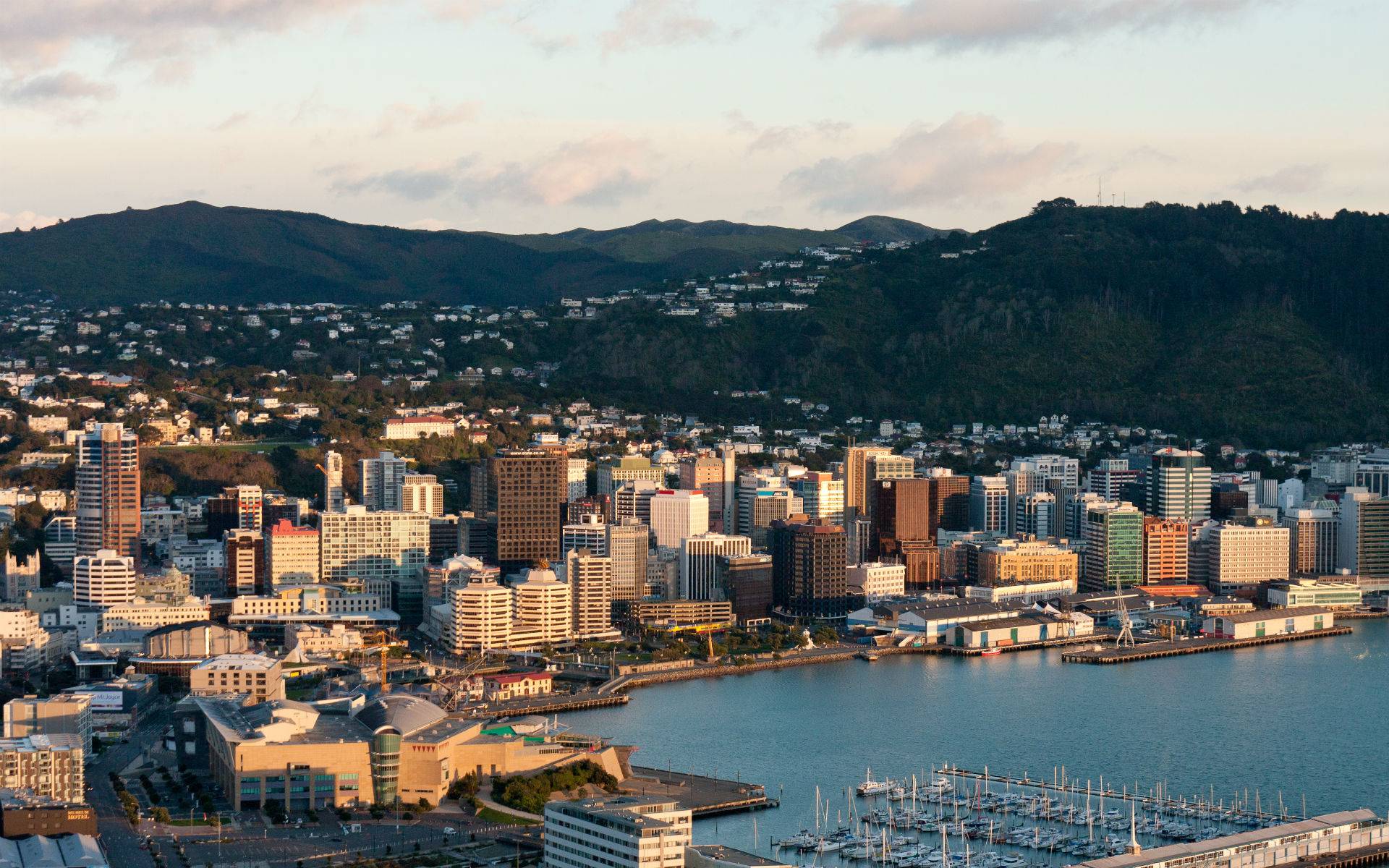 16-Day South Island of New Zealand Tour from Wellington【Max 20 Pax Small Group】: Franz Josef, Queenstown & Christchurch