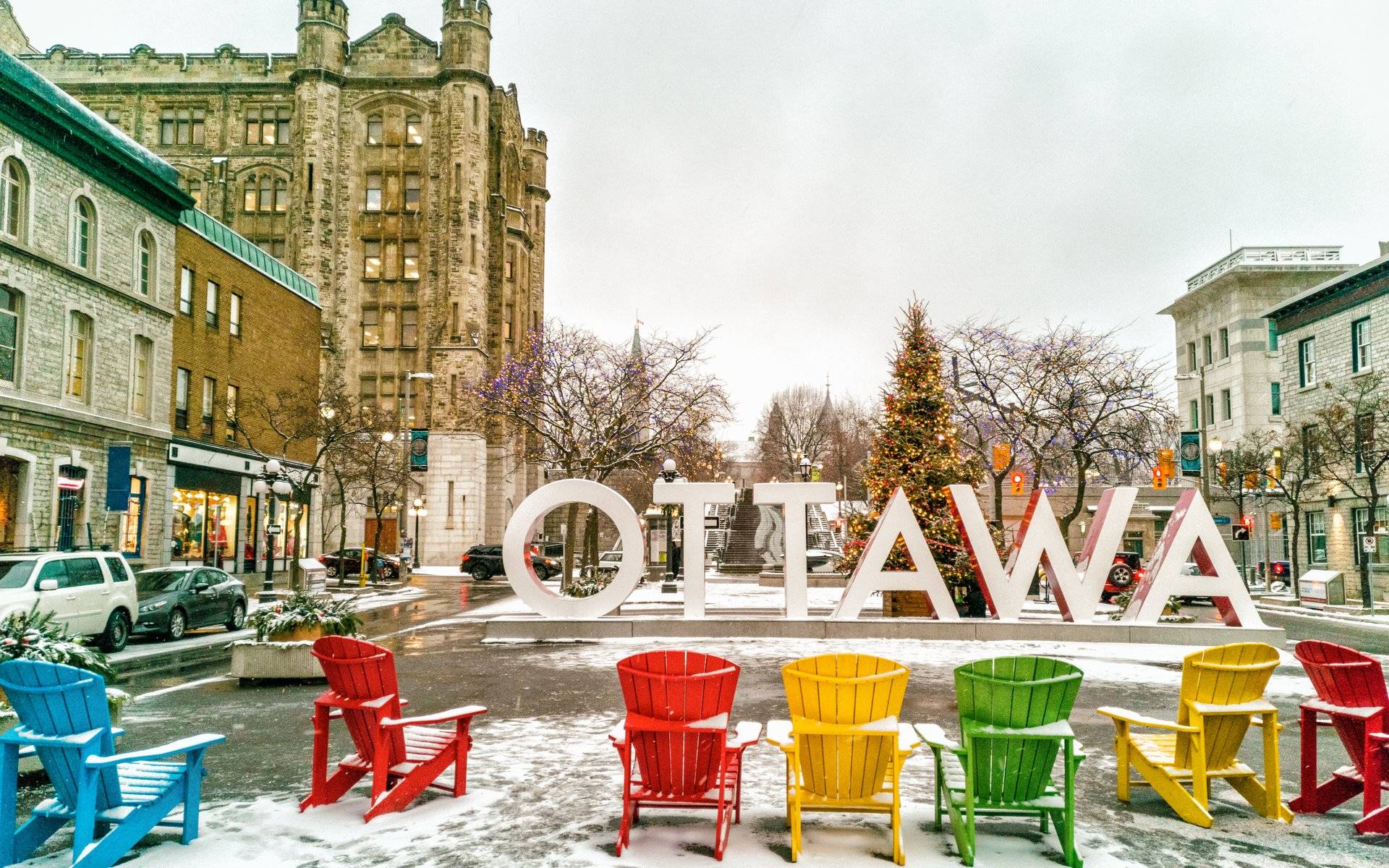 18-Day East to West Coast Highlights: Lancaster, New York, Boston, Montreal, Quebec, Toronto, Los Angeles and Yosemite | Ticket Admission Included | Breakfast Included