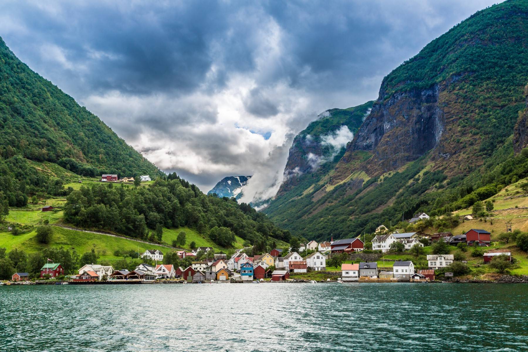 8-Day The Beautiful Norway End Copenhagen Tour from Trondheim: Molde, Loen, Bergen and Oslo | Ticket Admission Included | Hotel Breakfasts Included