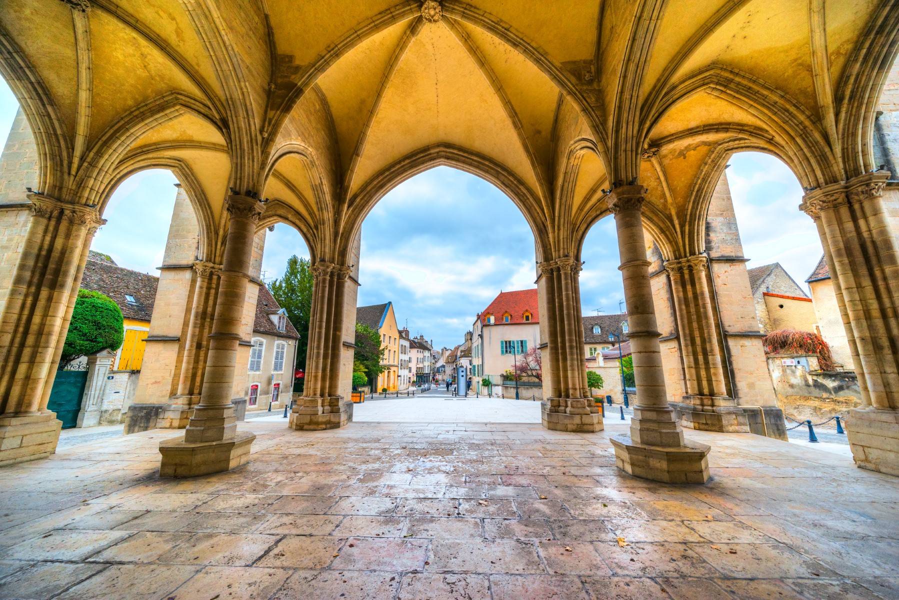 8-Day Scenic Journey from Madrid to Paris: Lourdes, Marseille, Lyon, Dijon, Strasbourg, Paris | Ticket Admission Included | Hotel Breakfasts Included