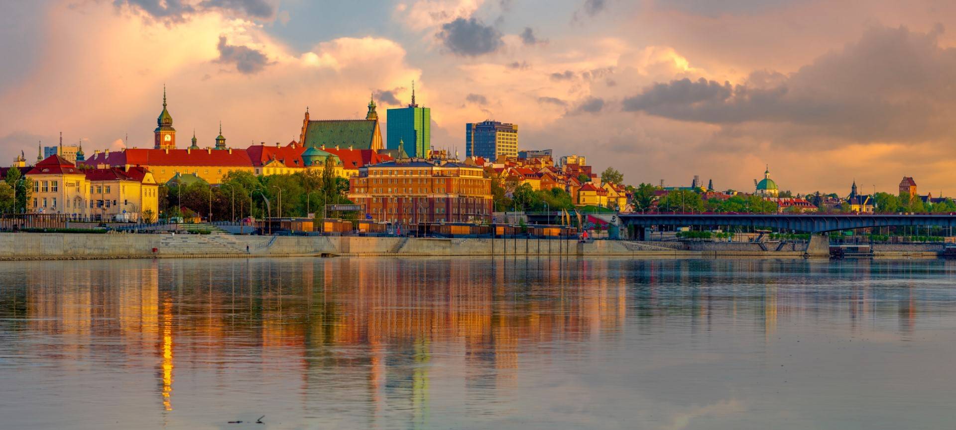 7-Day Northern Poland Tour from Warsaw: Worclaw, Gdansk and Elblag | Ticket Admission Included | Hotel Breakfasts Included