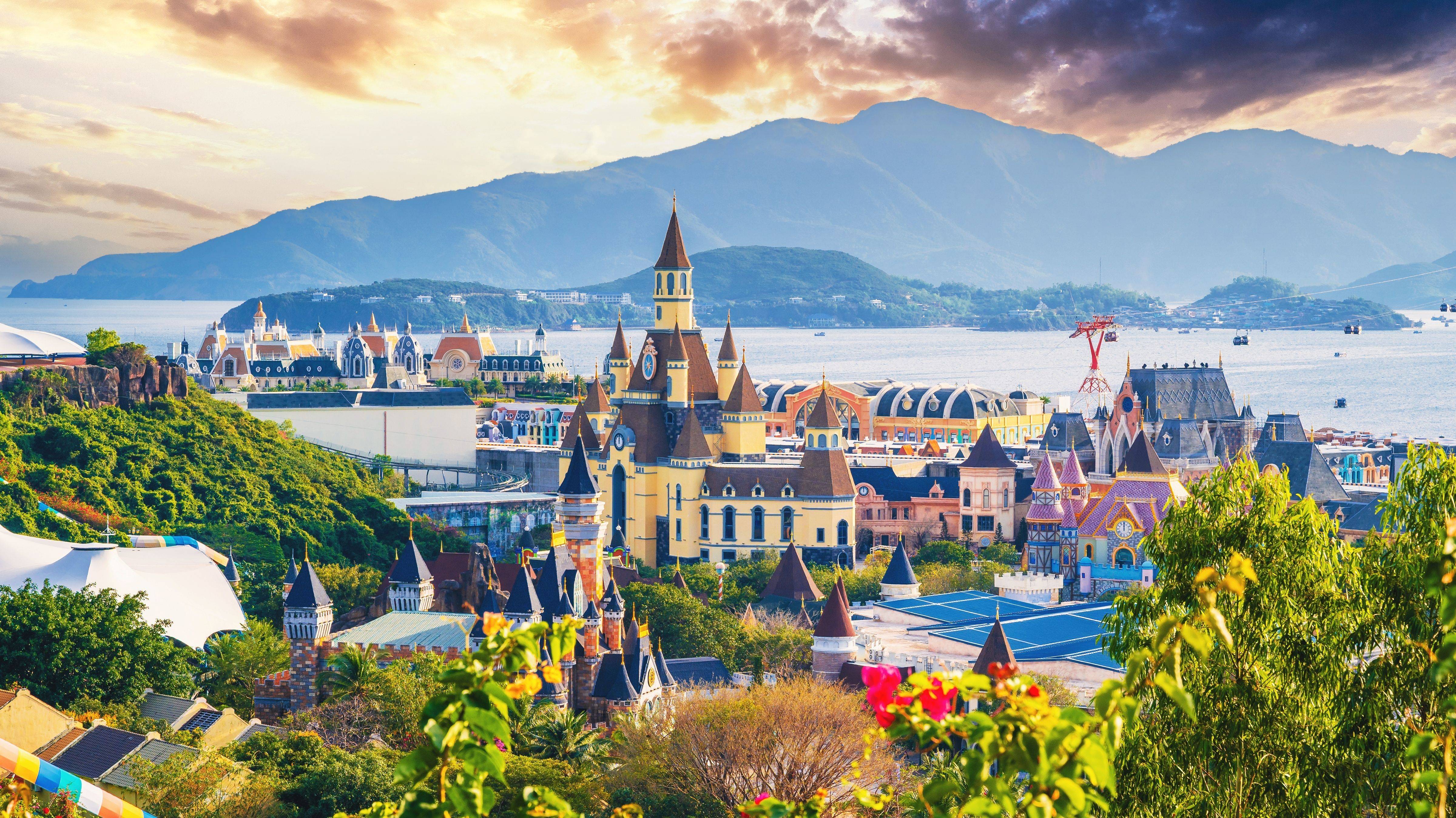 9-Day Ultimate Vietnam Island Hopping Experience Tour from Ho Chi Minh City: Mekong Delta, Nha Trang, Dam Bay and Mieu Island | 11 Meals Included