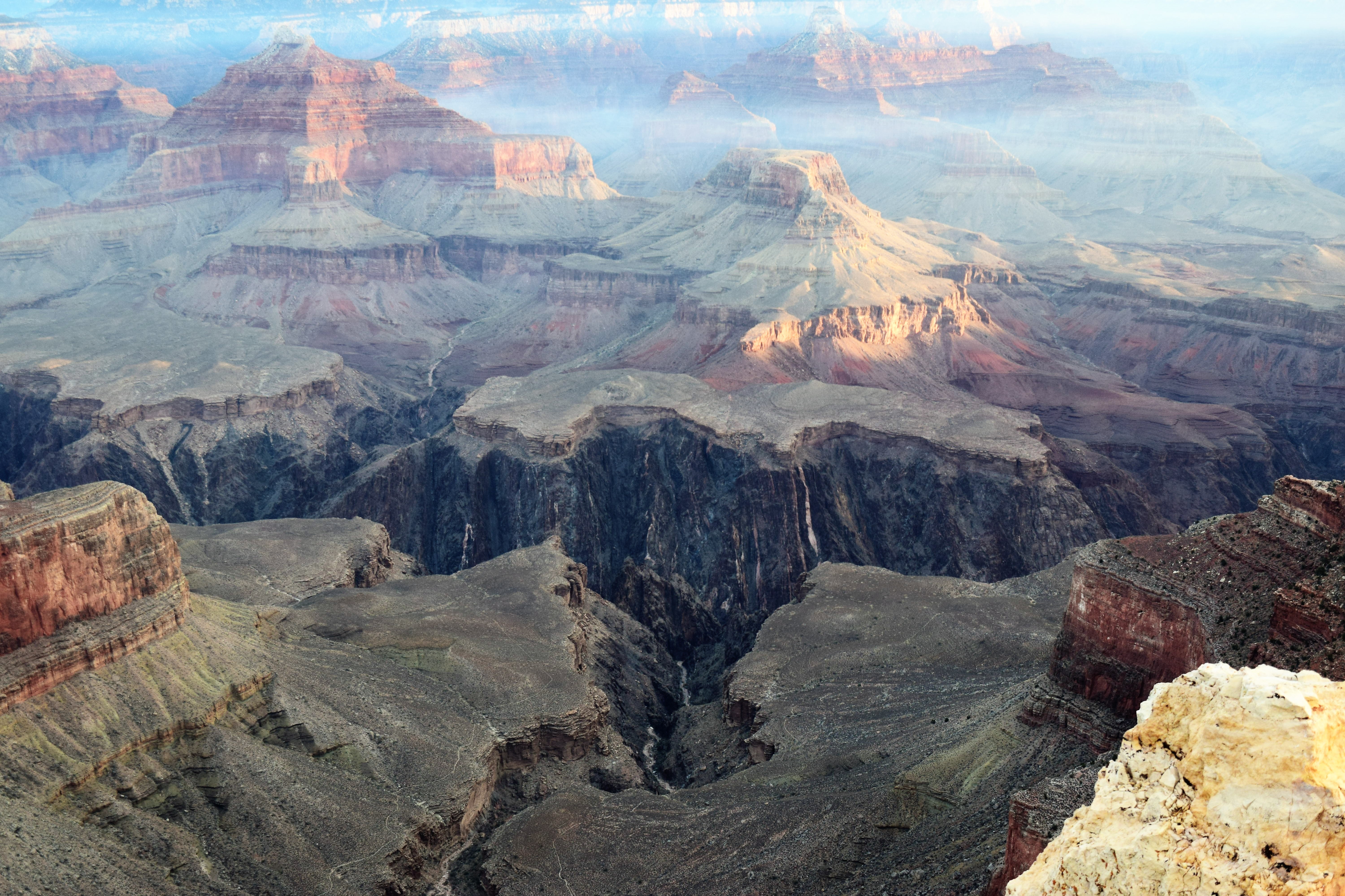 2-Day Semi-Guided Grand Canyon National Park Bus Tour from Las Vegas: Mather Point, Yavapai Point, Hopi Point and Yavapai Geology Museum