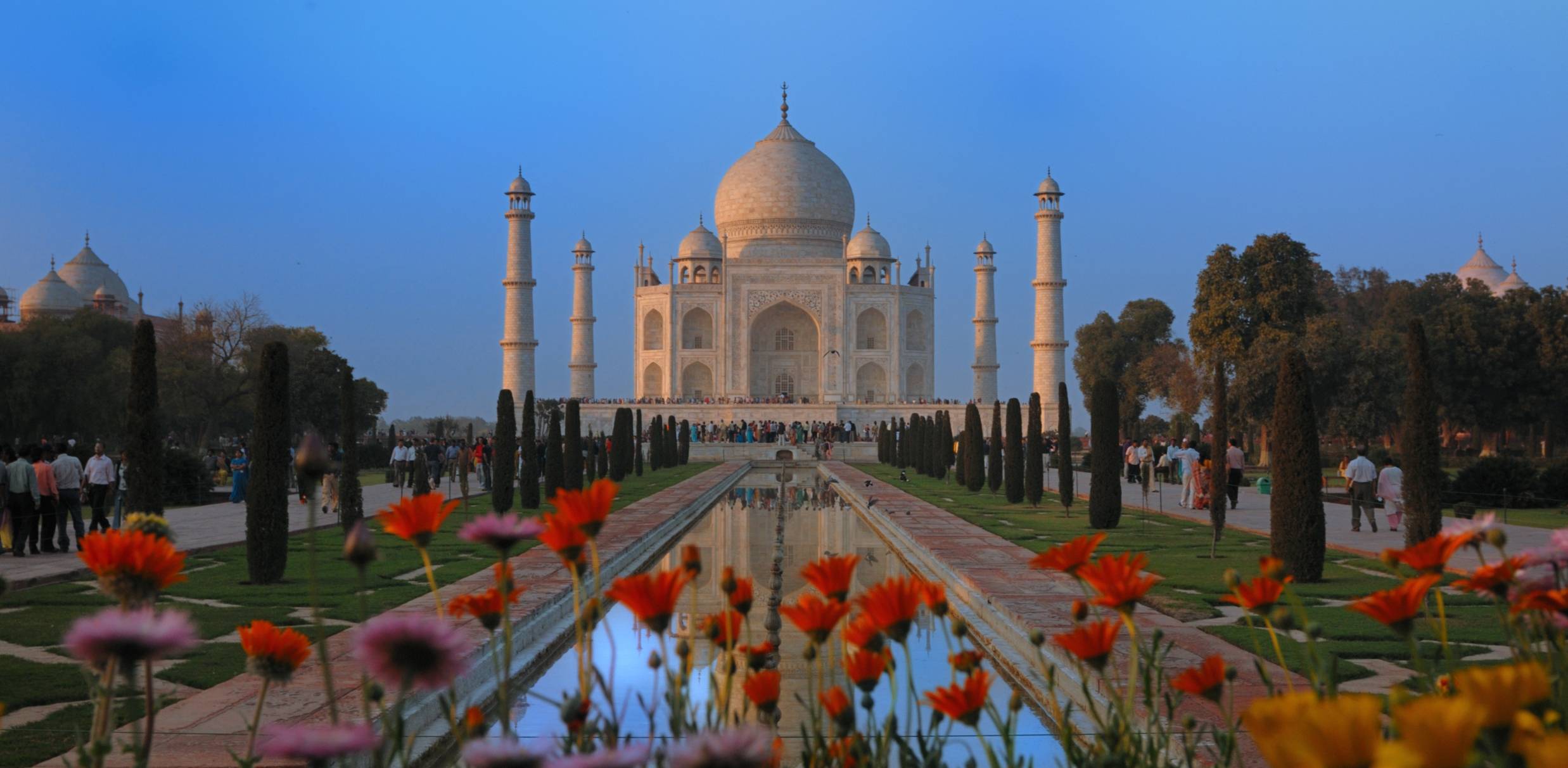 5-Day Golden Triangle Royal Heritage Tour from New Delhi: Agra and Jaipur丨Qutub Minara, Taj Mahal, Agra Fort, Fatehpur Sikri and Amber Fort
