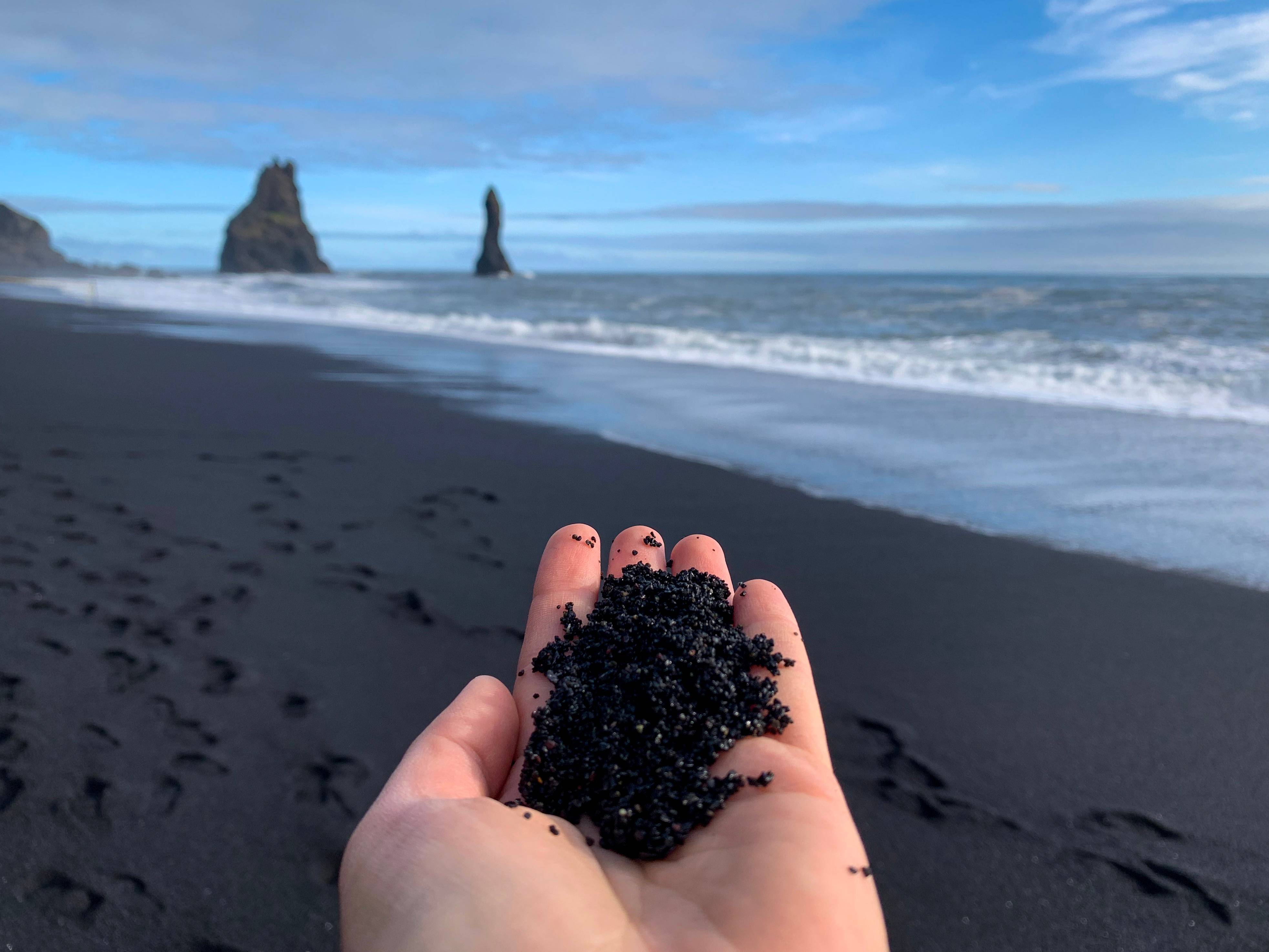 6-Day Iceland Minibus Tour from Reykjavik: Golden Circle, South Coast, Glacier Lagoon and Wilderness Center