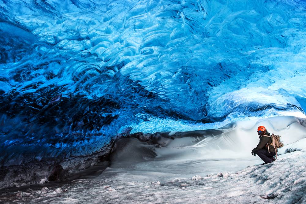 7-Day Iceland Minibus Tour from Reykjavik: Golden Circle, South Coast, Glacier Lagoon, Wilderness Center and Snæfellsnes Peninsula