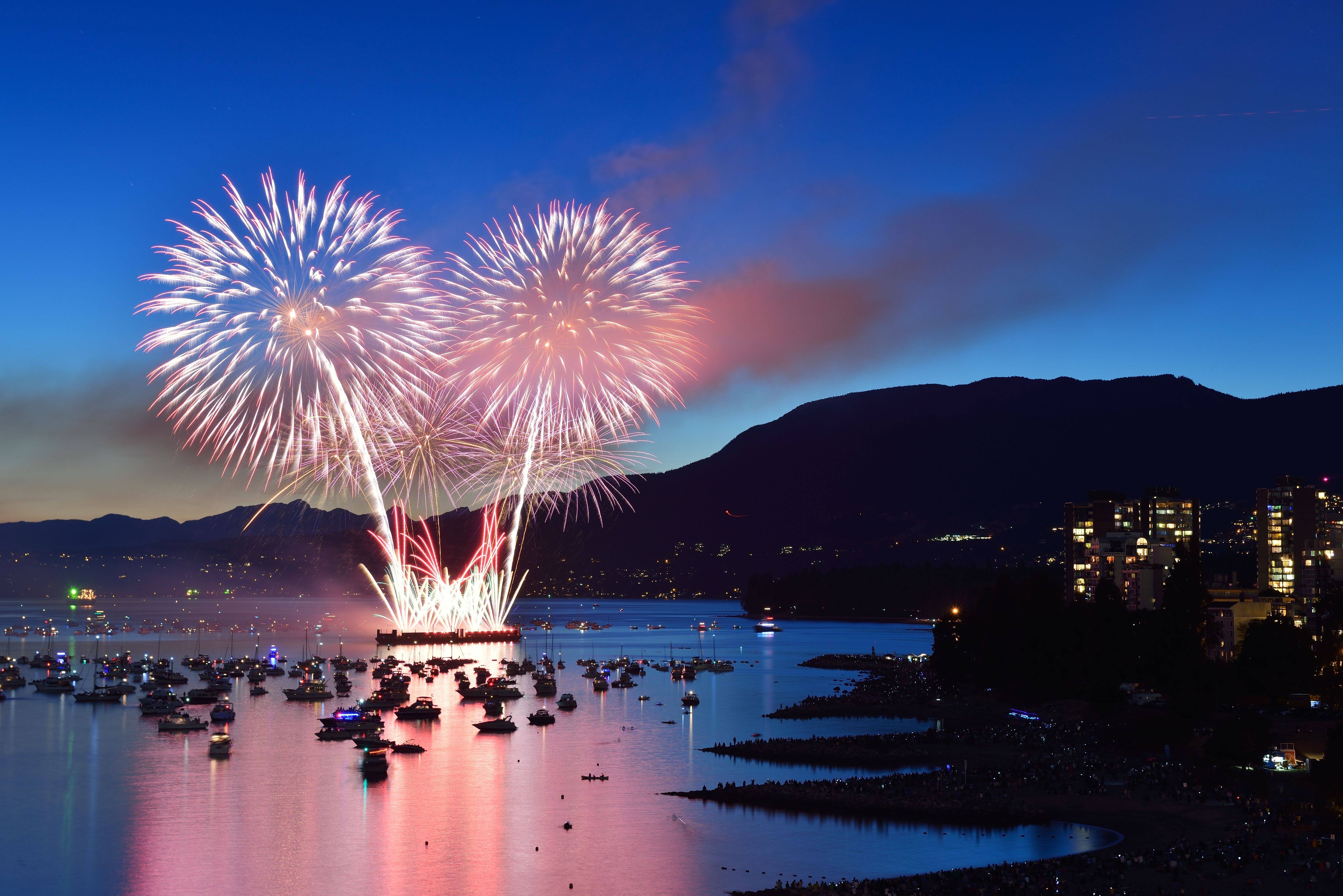 3-Day Vancouver City Stay Tour Package: English Bay, Stanley Park and Granville Island