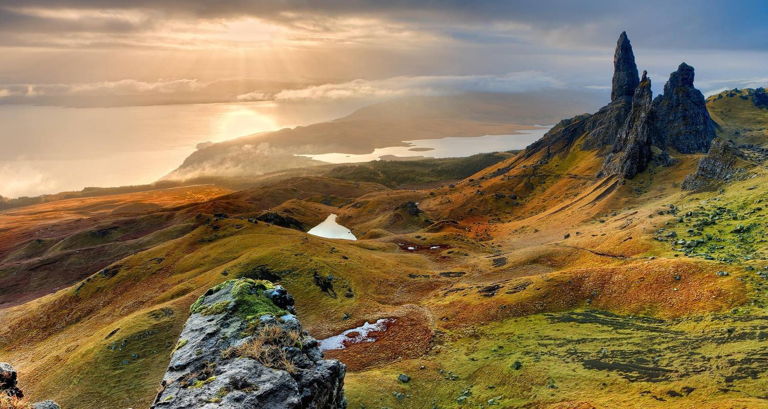 4-Day Tour of Scotland’s Wild Beauty & Iconic Sights: Skye’s Castles, Mountains, and Villages