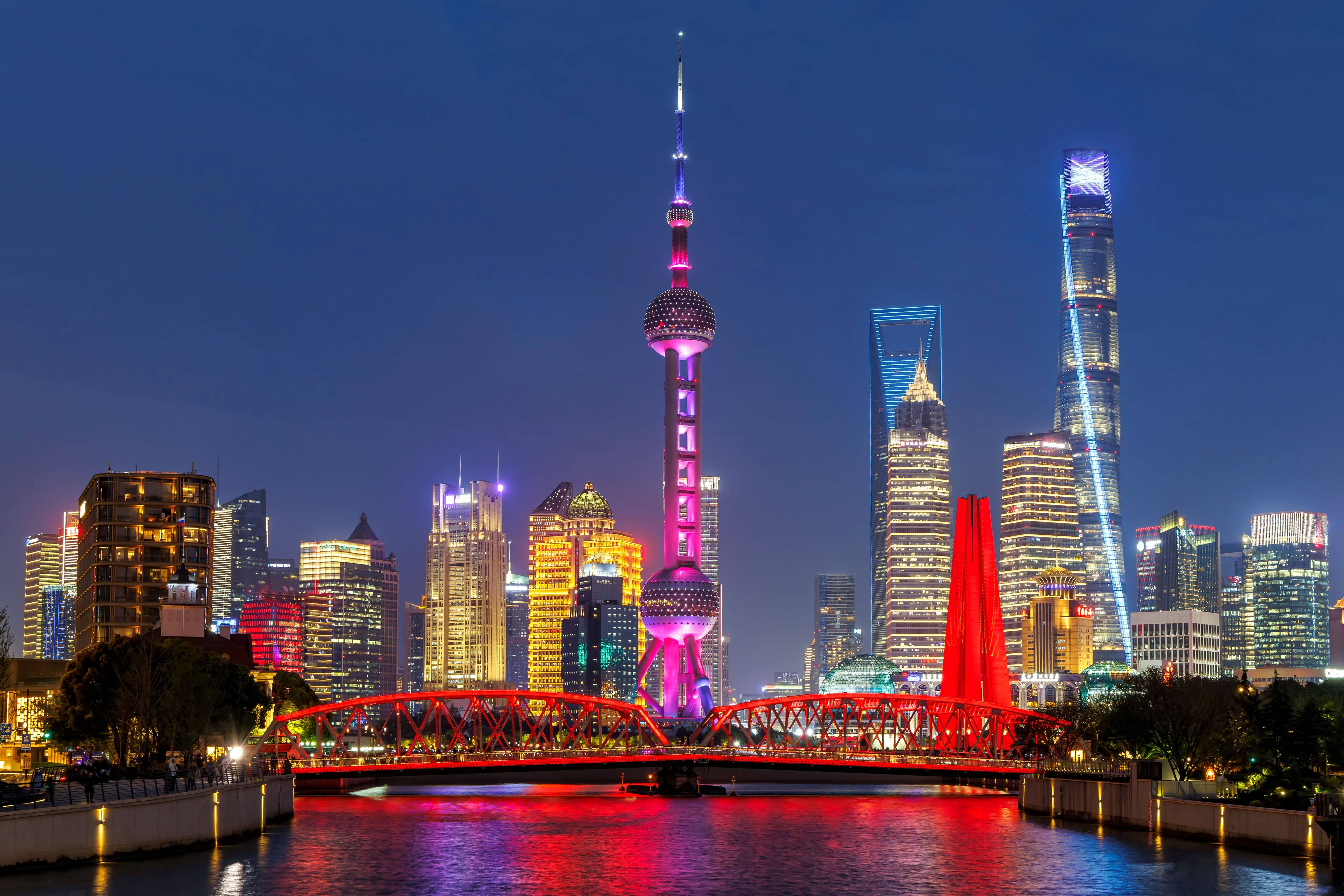9-Days China's Golden Triangle Tour: Beijing, Xi'an, Shanghai | Acrobatics Show | Qianmen Street | Mutianyu Great Wall | Big Wild Goose Pagoda