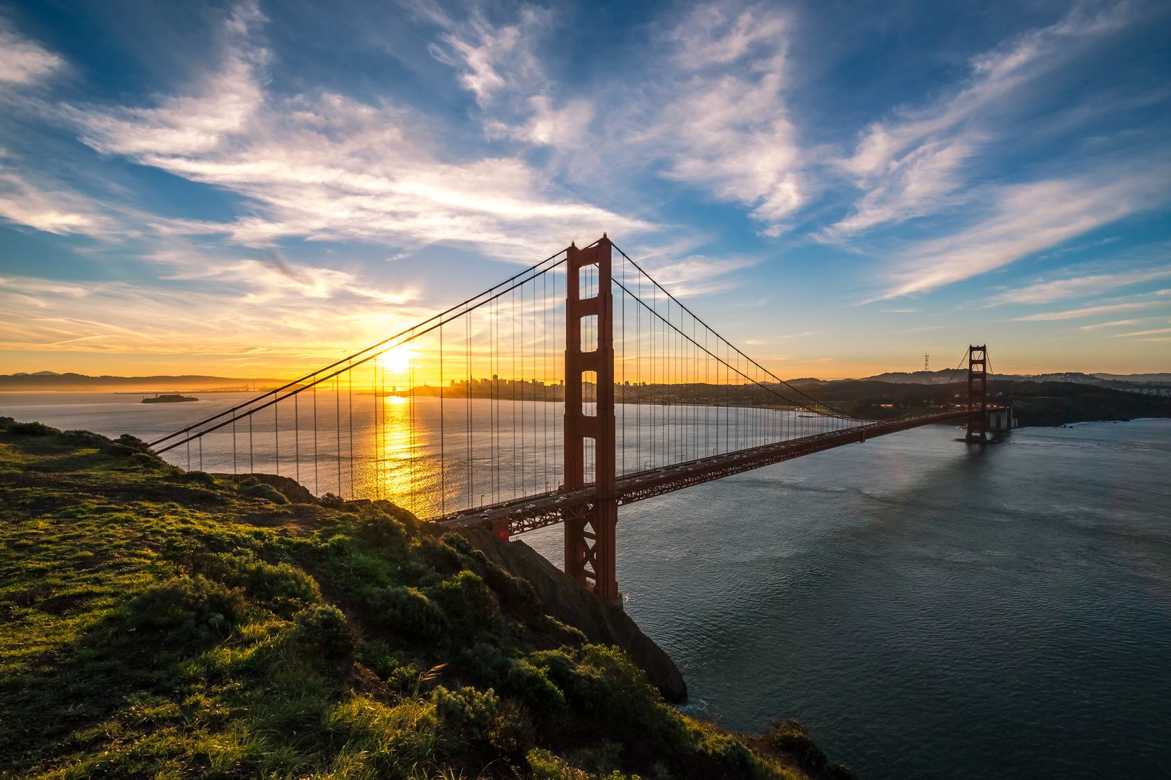 5-Day California Coastlines and Vineyards, Waves and Wine Tour | Small Group Tour
