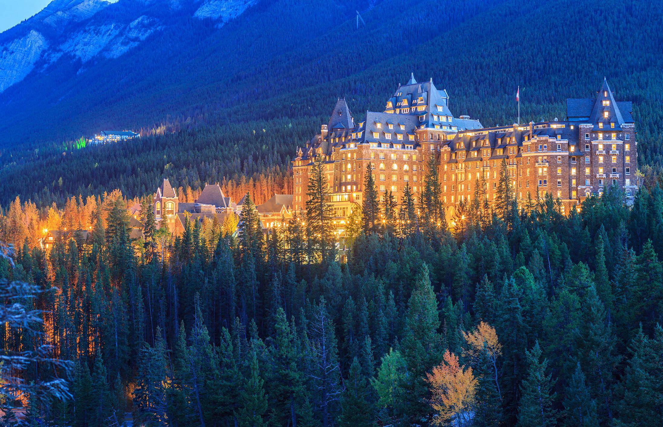 3-Day Fairmont Rockies Winter Tour from Calgary: Johnston Canyon Upper Falls, Bow Falls, Banff Gondola, Emerald Lake, Lake Louise