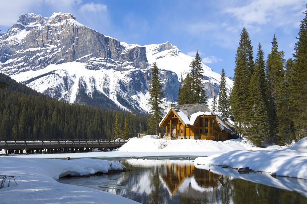 4-Day Canadian Rockies Icons and Icefields Escape Tour from Calgary: Marble Canyon, Lake Louise,   Natural Bridge and Peyto Lake丨Banff Town Free Day丨English Only