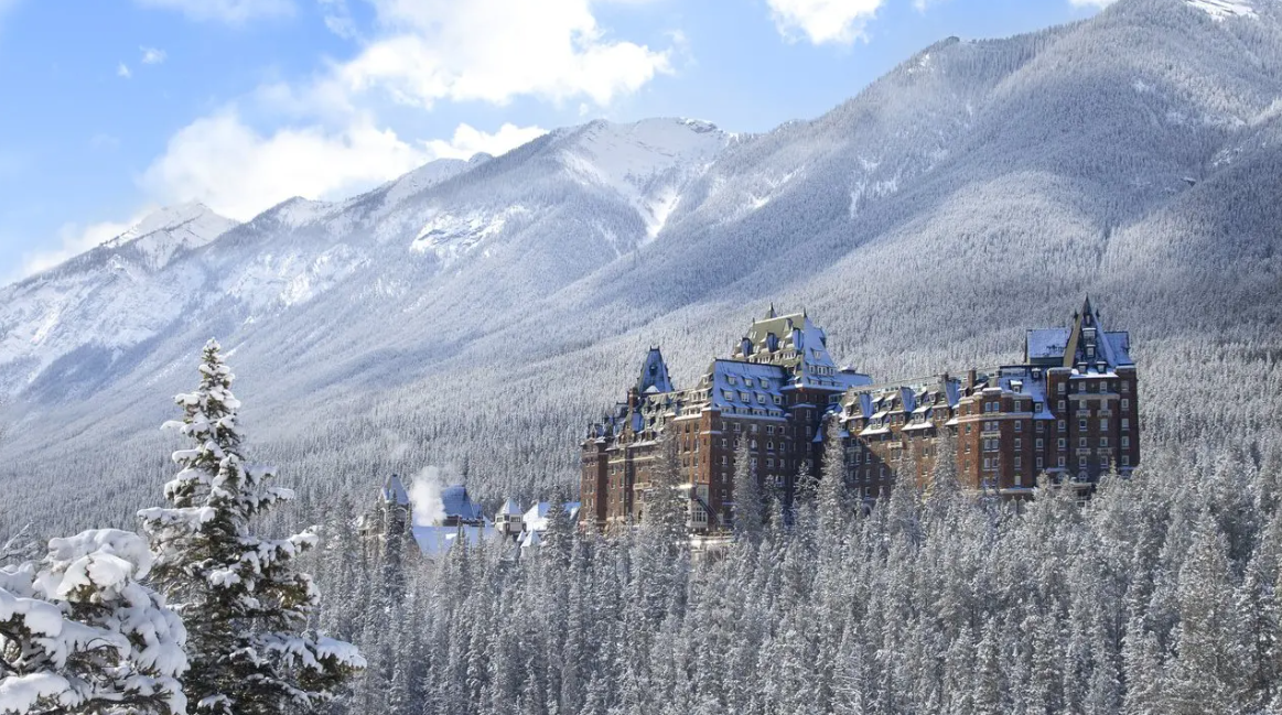 4-Day Canadian Rockies Hidden Gems Adventure Tour from Calgary: Johnston Canyon Upper Falls, Marble Canyon, Lake Louise and Banff Town丨Optional Banff Gondola