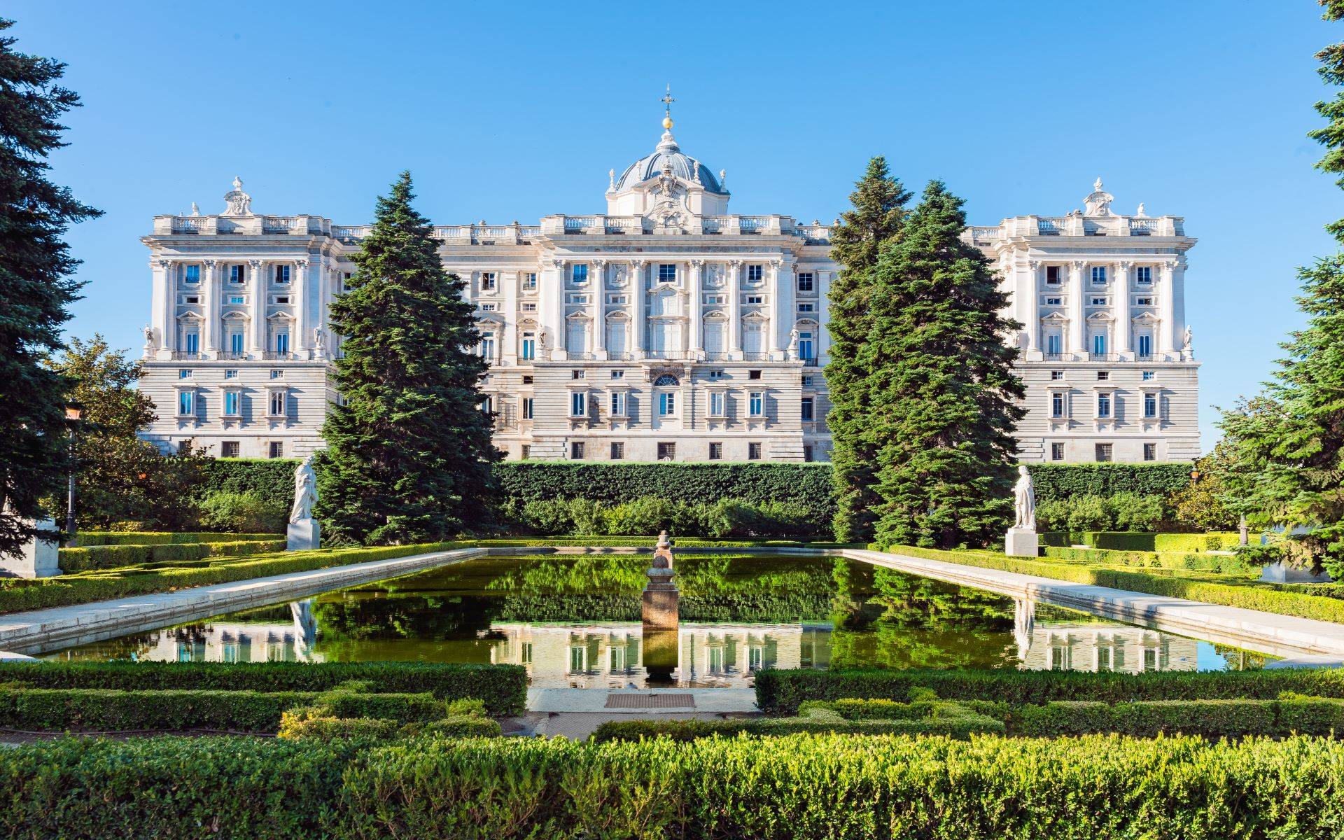 8-Day Spanish Highlights Tour from Madrid: Granada, Seville, Zaragoza & Barcelona | Ticket Admission Included | GO ENGLISH