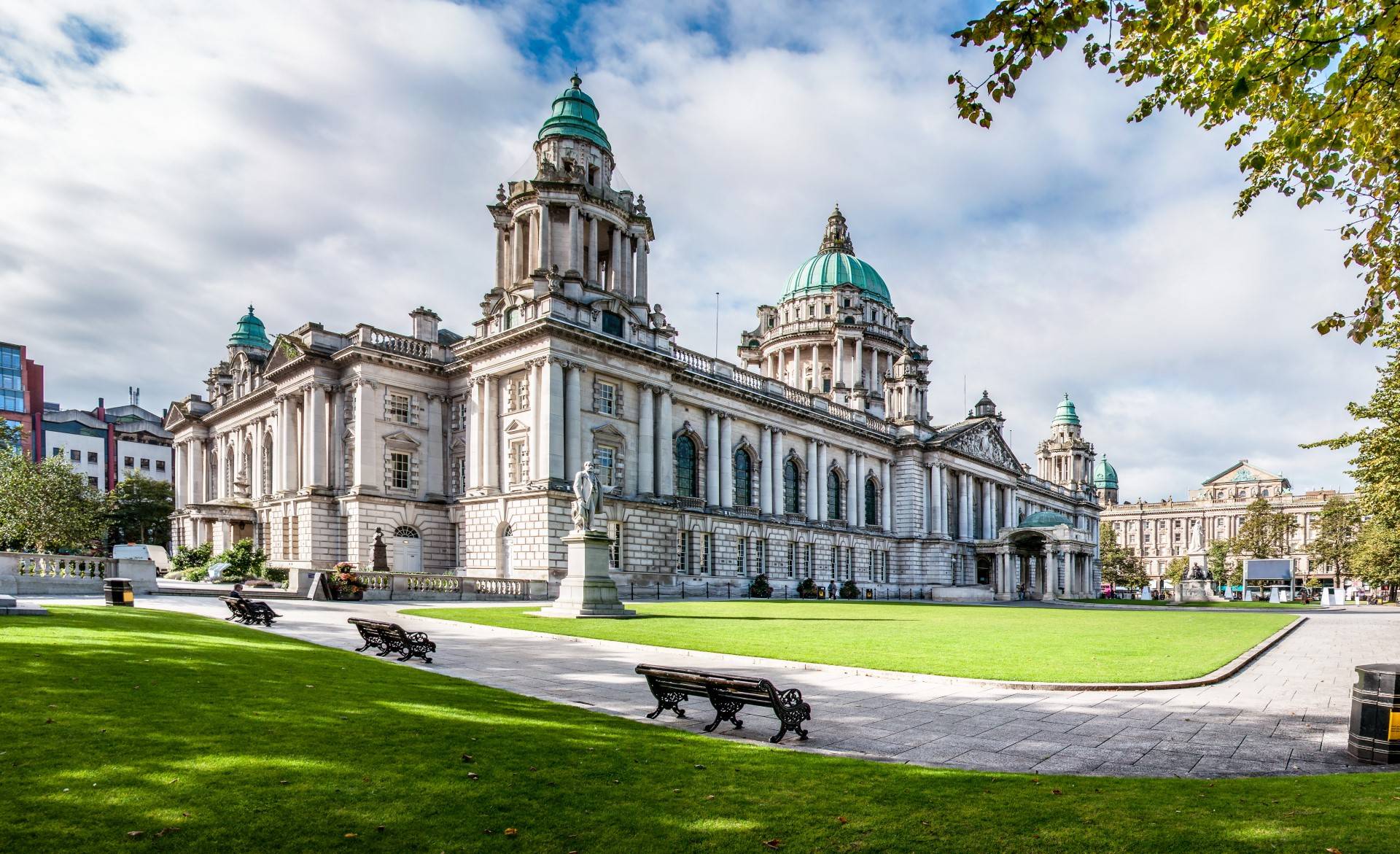 15-Day Grand UK and Ireland Tour from London: Cambridge, Durham, Edinburgh, Glasgow, Dublin, Limerick | Ticket Admission Included