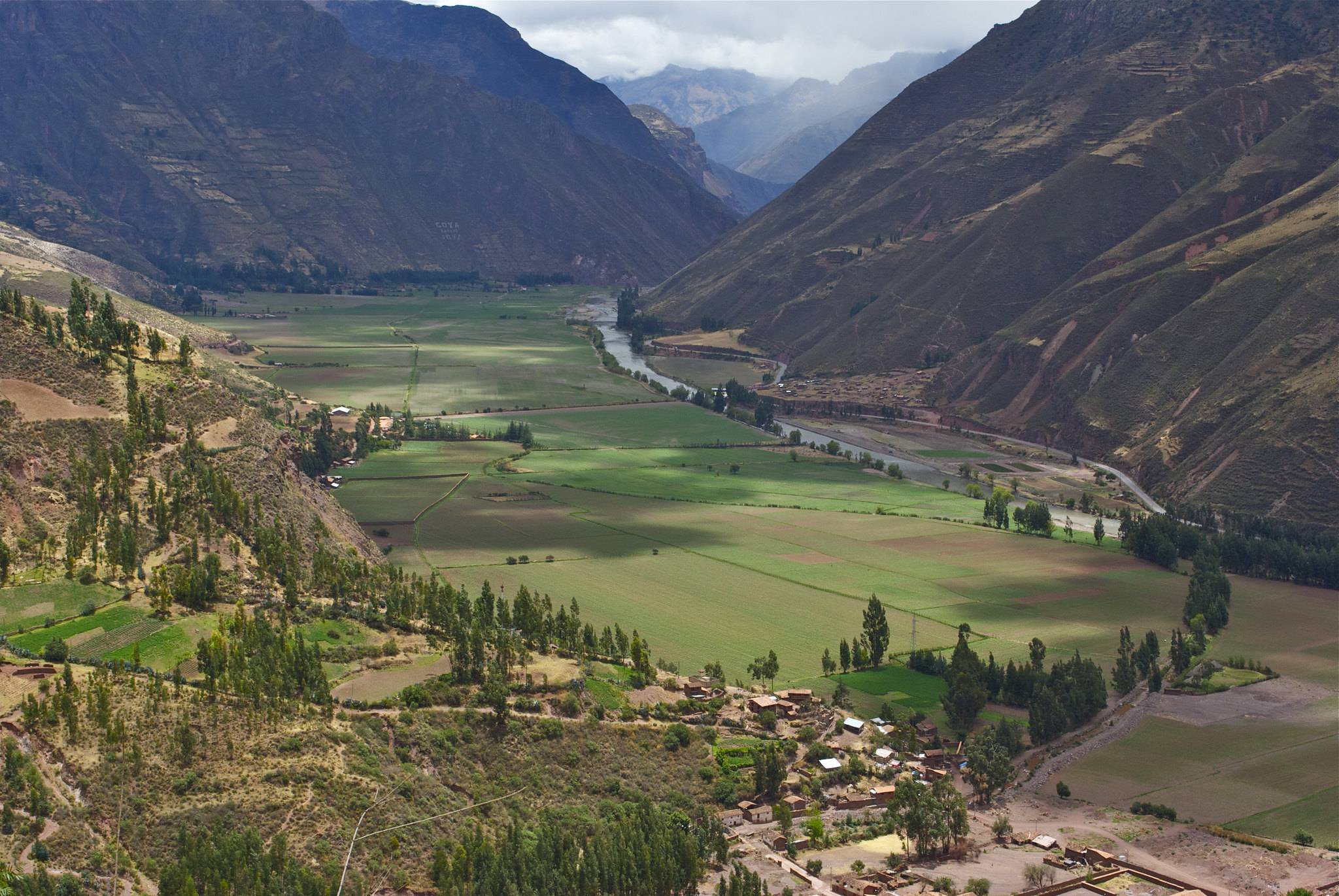 5-Day Cusco Tour from Lima: Machu Picchu, Plaza de Armas, Twelve Angle Stone, Sacred Valley
