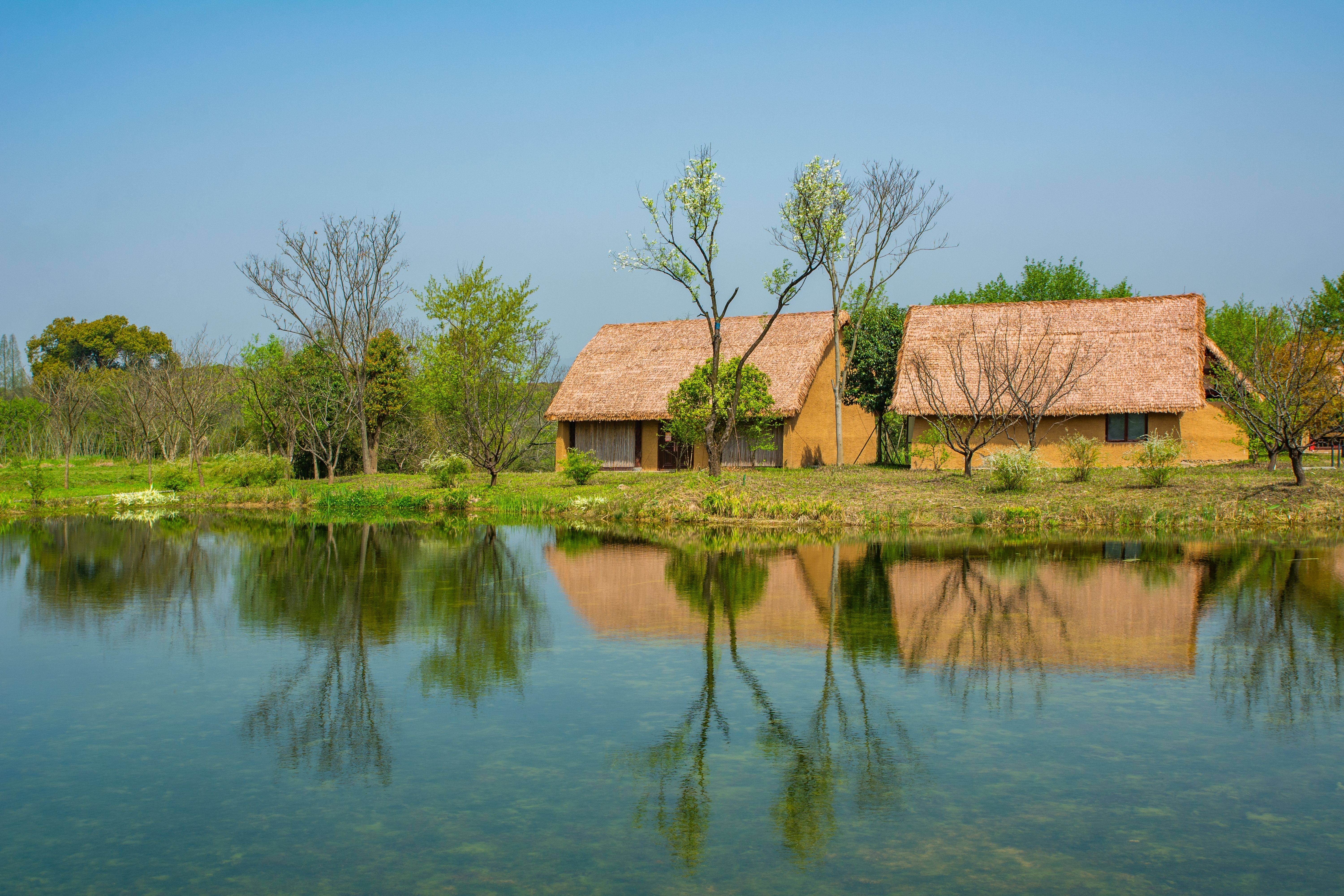 4-Day Hangzhou Private Tour: West Lake, Liangzhu Museum, Jingshan Tea Culture Experience Center, Gongchen Bridge, Meijiawu Tea Village