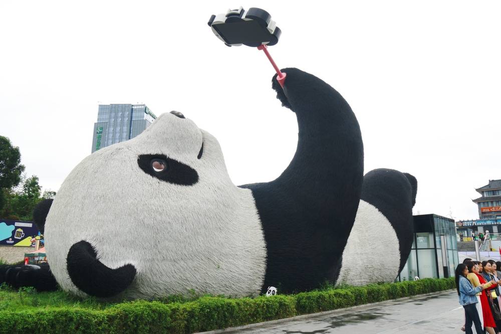 13-Day China Essence and Panda Private Tour from Beijing to Shanghai: Xi'an, Chengdu and Chongqing